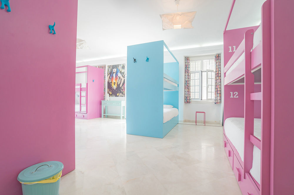 Blue Boutique Hostel & Suites Estoril Exterior photo