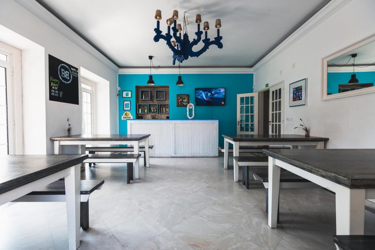 Blue Boutique Hostel & Suites Estoril Exterior photo